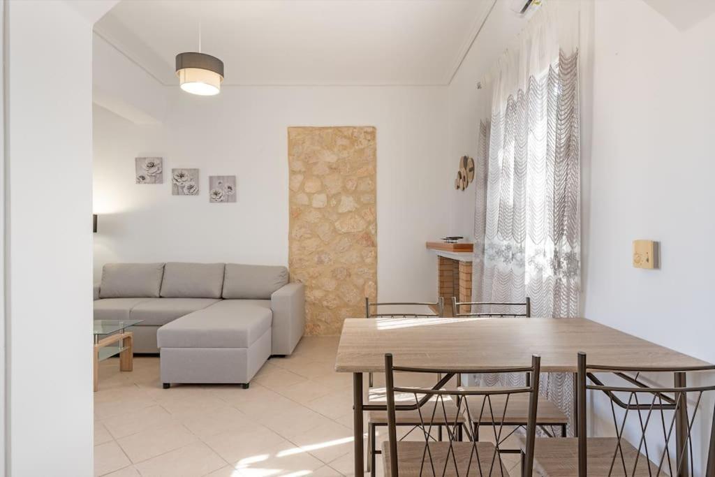 Apartamento Spiros House Svoronata Exterior foto